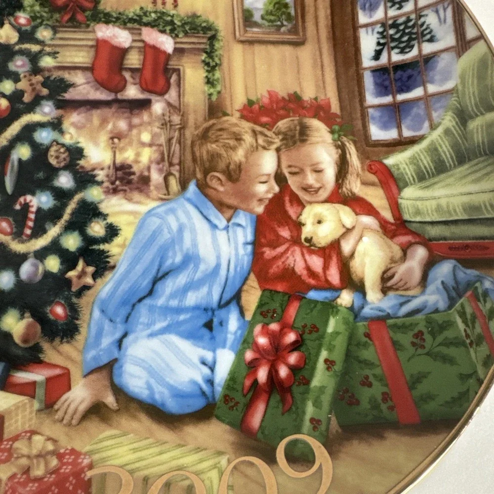 Avon 2009 Christmas Plate 